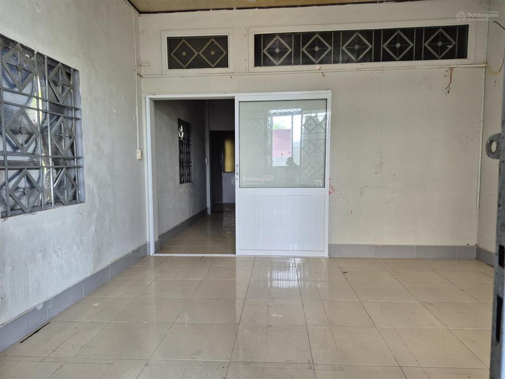 Bán nhà riêng tại cách mạng tháng tám, 3,85 tỷ, 176m2, 2pn, 1wc, hẻm 1m xe máy