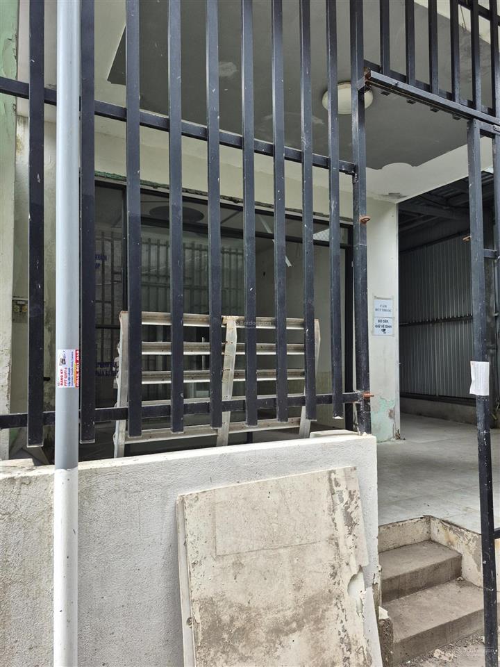 Bán nhà riêng tại cách mạng tháng tám, 3,85 tỷ, 176m2, 2pn, 1wc, hẻm 1m xe máy