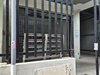 Bán nhà riêng tại cách mạng tháng tám, 3,85 tỷ, 176m2, 2pn, 1wc, hẻm 1m xe máy