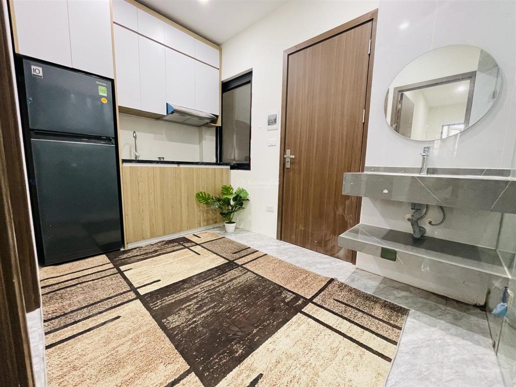 Cho thuê căn 2 pn 1 khách ccmn mới tinh gần kđt văn quán đầy đủ nội thất cao cấp, nhà ô tô đỗ cửa