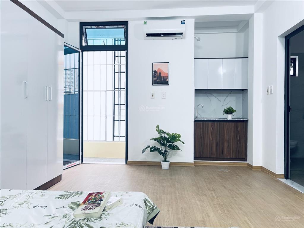 Cho thuê ccmn mới, ban công thoáng rộng tại triều khúc, ở được ngay, giờ giấc tự do khóa vân tay
