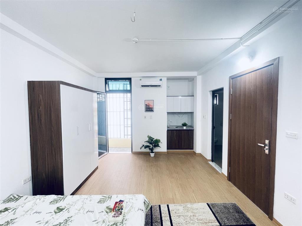Cho thuê ccmn mới, ban công thoáng rộng tại triều khúc, ở được ngay, giờ giấc tự do khóa vân tay
