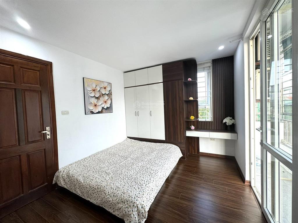Bán căn hộ mỹ đình  đình thôn 55m2, 2pn, full nội thất, ở ngay, ô tô đỗ cửa