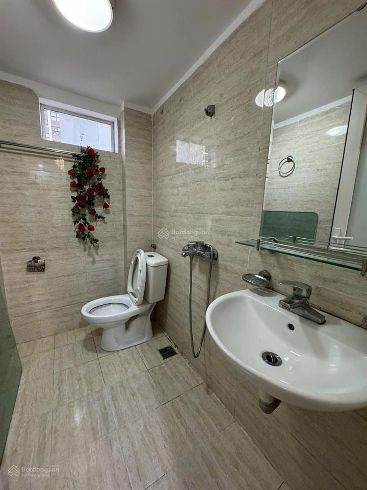 Bán căn hộ nguyễn khánh toàn 50m2, 2pn, full đồ, giá 2,3 tỷ