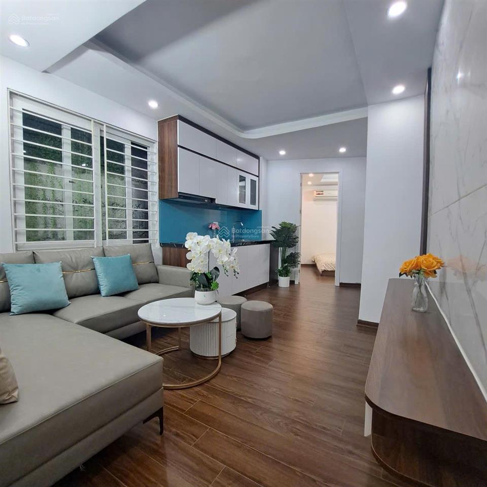 Bán căn hộ ngọc hà  kim mã 52m2, 2pn, full nội thất, ô tô đỗ cửa