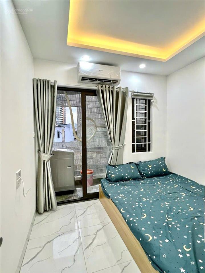 Cho thuê căn hộ lạc long quân, 2pn, full đồ, ở ngay