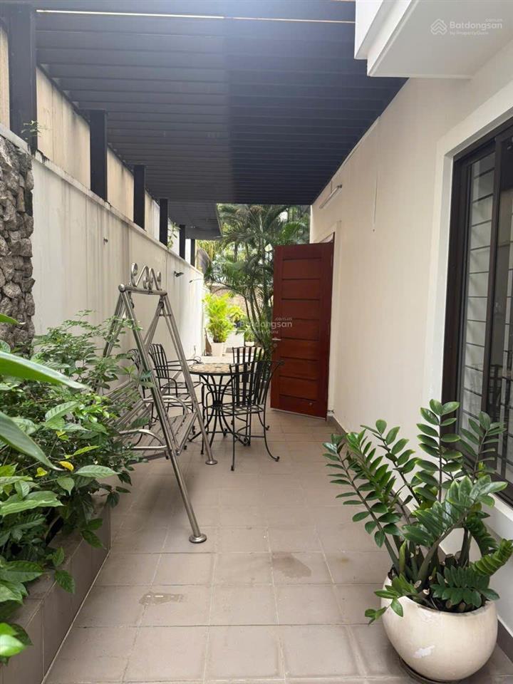 Cho thuê bt 5pn, 5wc, 250m2, 67triệu/th full nội thất tại kdc phú mỹ, q7, tp.hcm