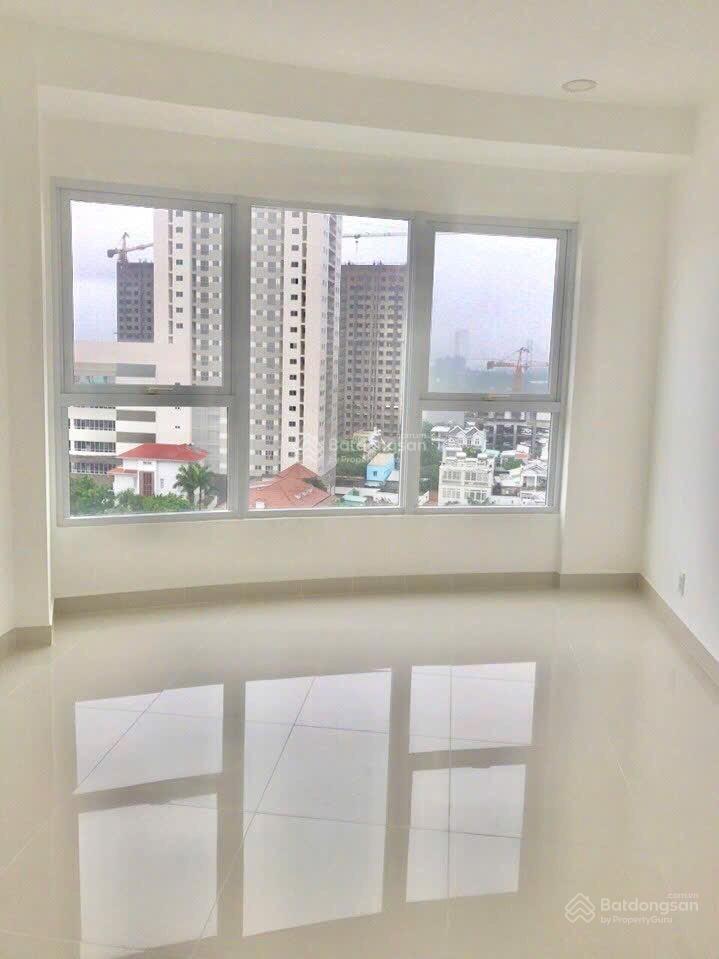 Bán căn hộ officetel 75m2 tại tulip tower, 2pn, 2wc, giá tốt chỉ với 2,4 tỷ.  0932 334 *** thuận