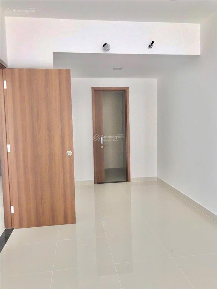 Bán căn hộ officetel 75m2 tại tulip tower, 2pn, 2wc, giá tốt chỉ với 2,4 tỷ.  0932 334 *** thuận