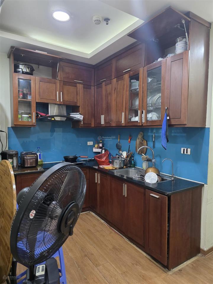 Cho thuê căn hộ 2pn full nội thất tại tòa nhà cao cấp westa, 10 triệu vnd, 65 m2