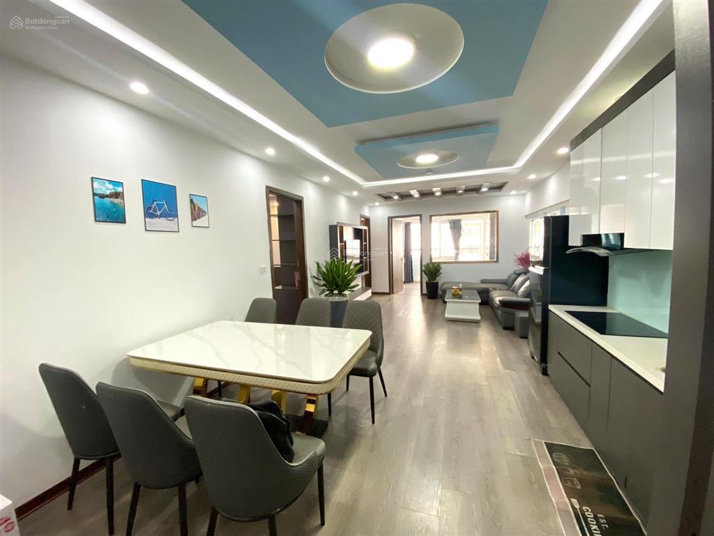 Bán gấp căn hộ 3pn, 2vs full nội thất, dt 100m2 tại tòa ct1 khu đô thị văn khê, giá 4,999 tỷ vnd
