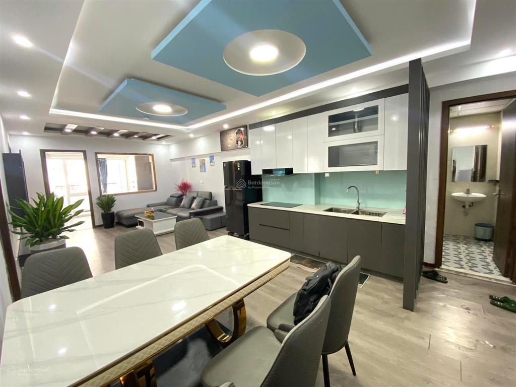 Bán gấp căn hộ 3pn, 2vs full nội thất, dt 100m2 tại tòa ct1 khu đô thị văn khê, giá 4,999 tỷ vnd