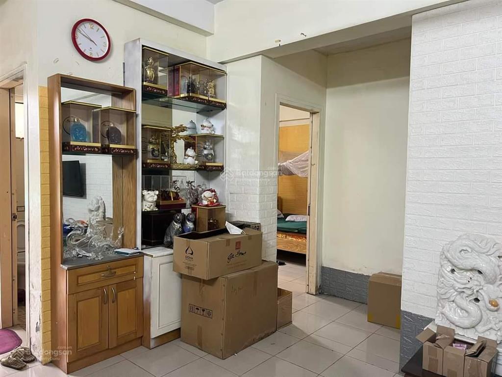 Bán căn góc siêu thoáng tòa ct4 xa la, 70m2 tk 2pn, 2vs, sổ đỏ.  0378 884 ***