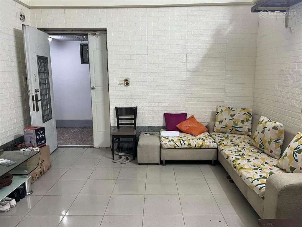 Bán căn góc siêu thoáng tòa ct4 xa la, 70m2 tk 2pn, 2vs, sổ đỏ.  0378 884 ***