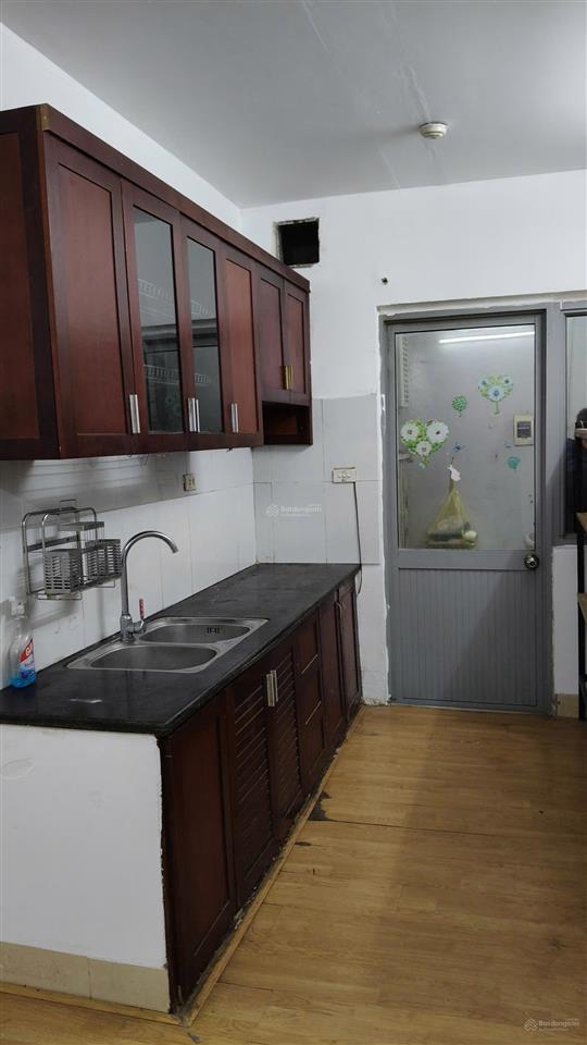 Bán nhanh căn hộ tòa 19t6 kiến hưng, hà đông 70m2 tk 2pn, 2vs, sổ đỏ, tầng trung. giá chỉ 3,35 tỷ
