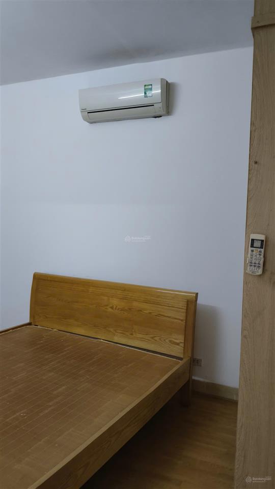 Bán nhanh căn hộ tòa 19t6 kiến hưng, hà đông 70m2 tk 2pn, 2vs, sổ đỏ, tầng trung. giá chỉ 3,35 tỷ