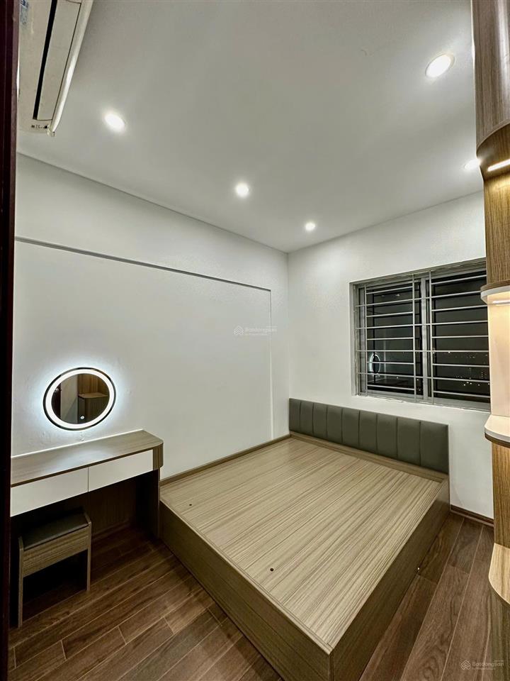 Bán nhanh căn hộ tòa 19t3 kiến hưng, hà đông 70m2 tk 2pn, 2vs, sổ đỏ, tầng trung. giá chỉ 3,45 tỷ