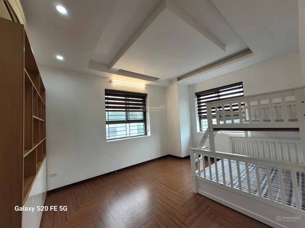 Bán nhanh căn góc tòa ct1 xa la dt 100m2 tk 3pn, 2vs, sổ đỏ lâu dài. giá chỉ 5,75 tỷ có tl