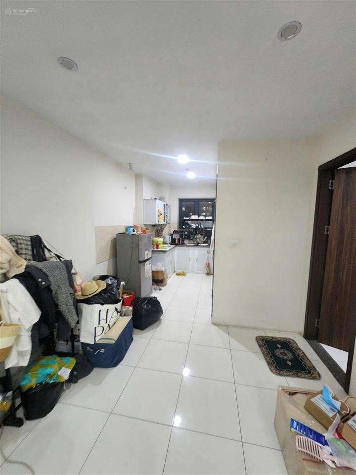 Chính chủ gửi bán căn hộ tòa the vesta, phú lãm, 56m2 tk 2pn, 2vs, sổ đỏ sang tên luôn