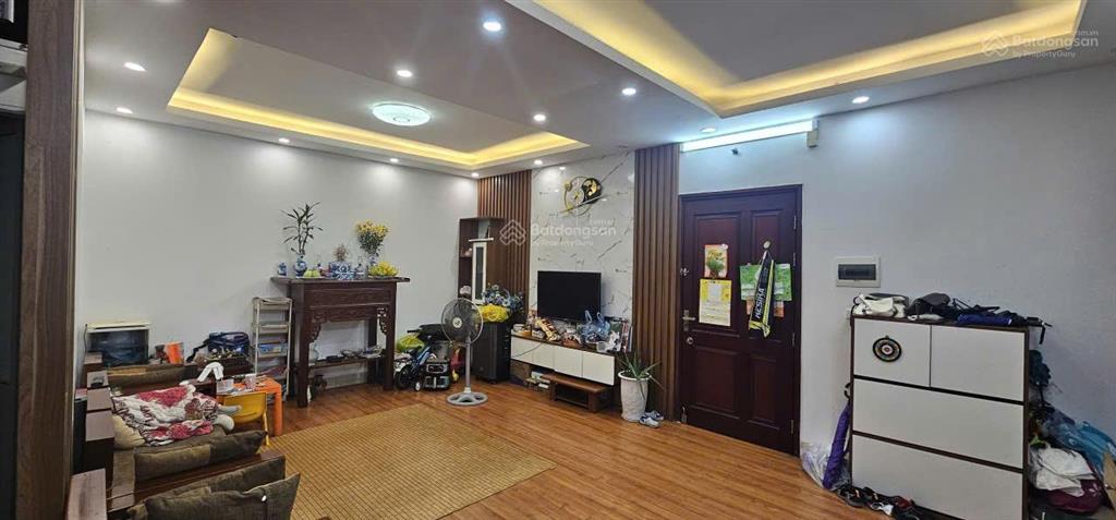 Hiếm có căn góc giá siêu tốt tòa 19t5 kiến hưng, hà đông 70m2 tk 2pn, 2vs, sổ đỏ. giá 3,05 tỷ