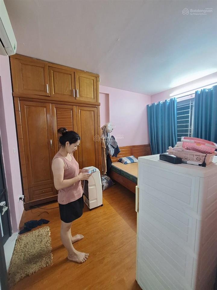 Chính chủ gửi bán căn hộ tầng trung tòa hemisco xa la 90m2, 3pn.  0378 884 ***