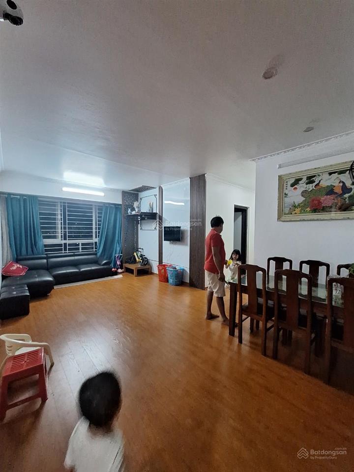 Chính chủ gửi bán căn hộ tầng trung tòa hemisco xa la 90m2, 3pn.  0378 884 ***