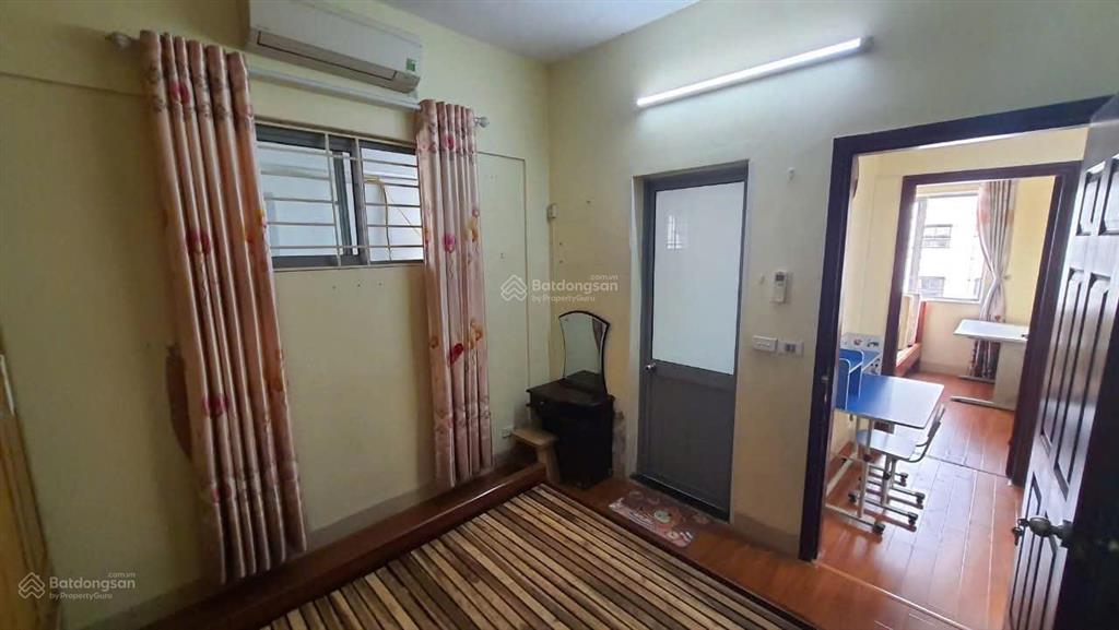 Chính chủ cần bán căn góc tòa 19t3 kiến hưng, hà đông 70m2 tk 2pn, 2vs, sổ đỏ. giá 3,25 tỷ