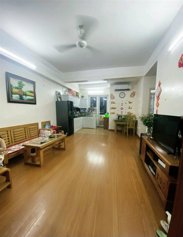 Bán nhanh căn hộ siêu đẹp ct5 xa la 70m² 2pn, 2vs tầng trung sổ đỏ, giá chỉ 3,45 tỷ. 0378 884 ***