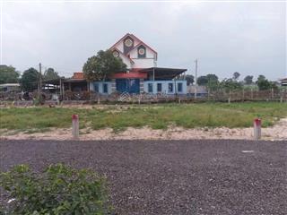 Đất thổ cư xây dựng tự do kế bên kcn tân phú trung củ chi 1tx sổ riêng