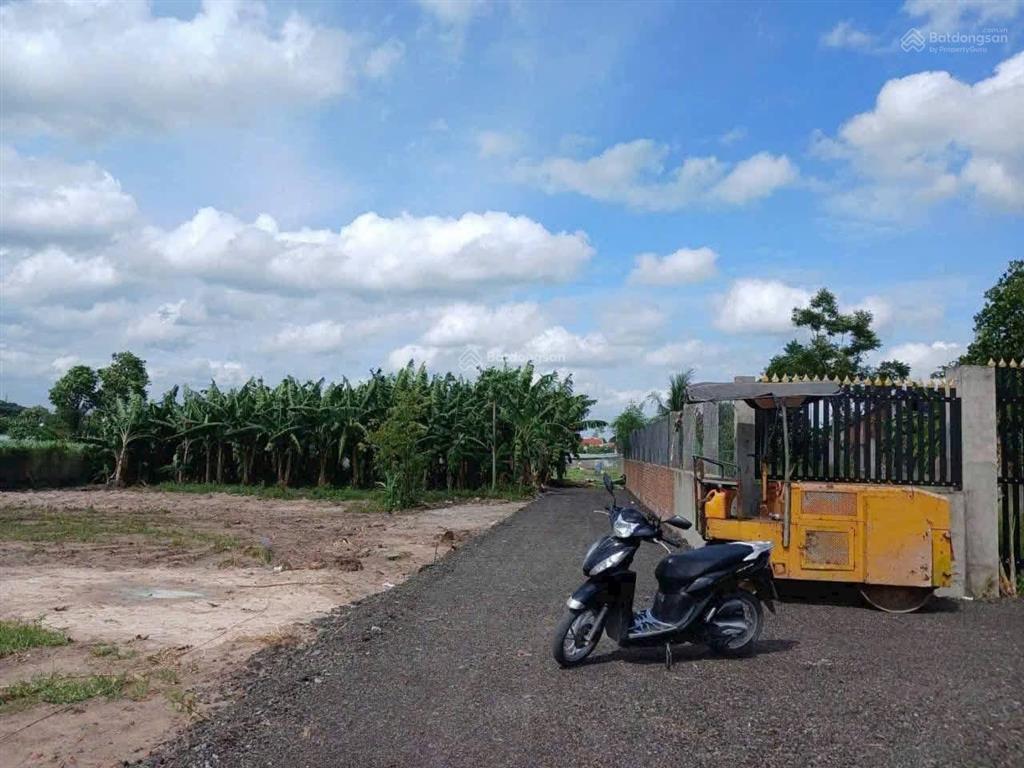 Đất thổ cư xây dựng tự do kế bên kcn tân phú trung củ chi 1tx sổ riêng