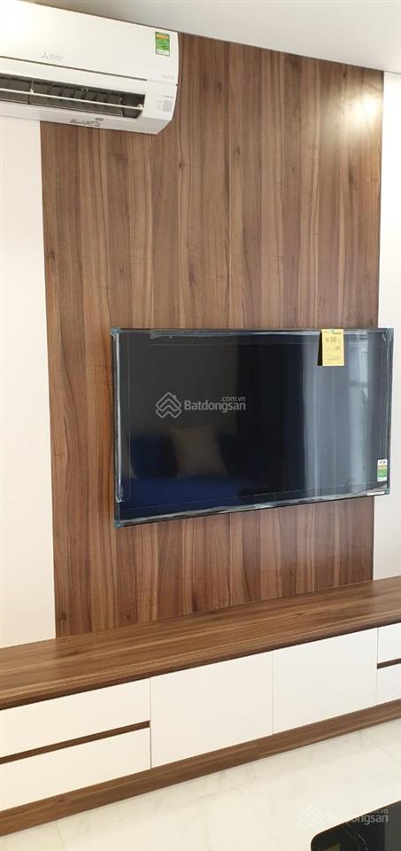 Căn 2pn precia giá 5,7 tỷ, tầng trung  có sổ, căn góc rộng view thoáng 0704 589 ***