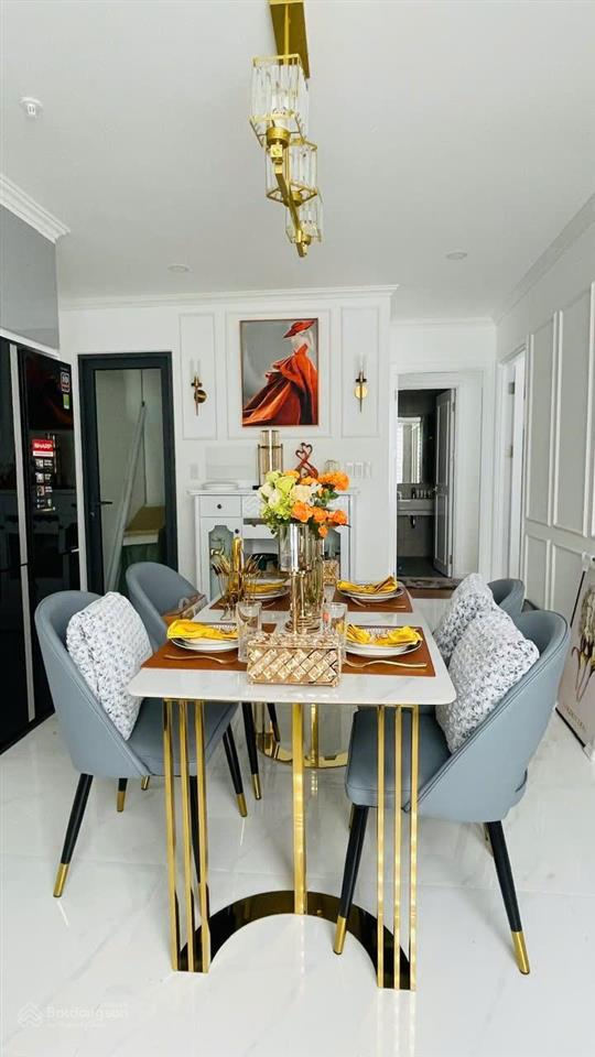 Sale chuyên precia bán 2pn 5.8tỷ, (giá chênh tùy view, nội thất) 0704 589 ***