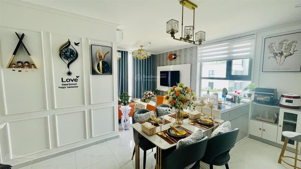 Sale chuyên precia bán 2pn 5.8tỷ, (giá chênh tùy view, nội thất) 0704 589 ***