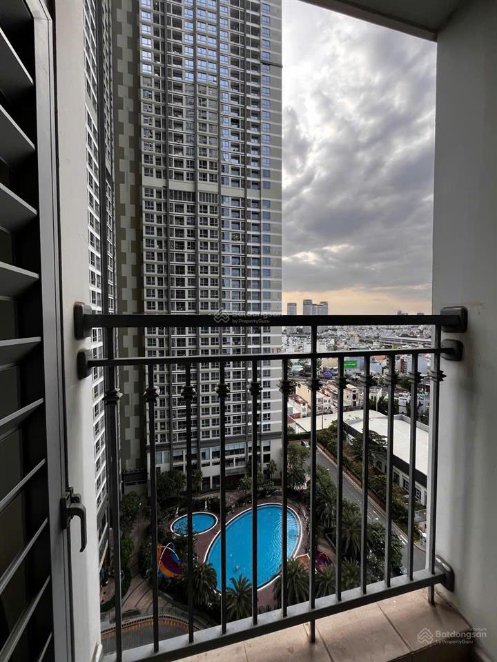 Cho thuê vinhomes central park  sống chuẩn thượng lưu trong căn 2pn full nội thất cao cấp