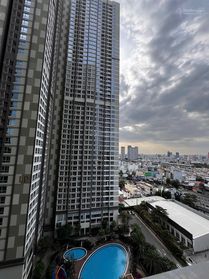 Cho thuê vinhomes central park  sống chuẩn thượng lưu trong căn 2pn full nội thất cao cấp