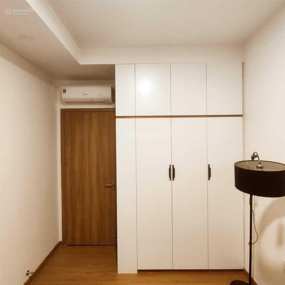 Cho thuê lavita charm 2pn rất rộng rất rẻ 68m2 10tr thuận tiện đi lại ngay metro  0931 866 ***
