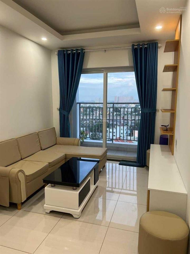 Cho thuê lavita charm 2pn rất rộng rất rẻ 68m2 10tr thuận tiện đi lại ngay metro  0931 866 ***