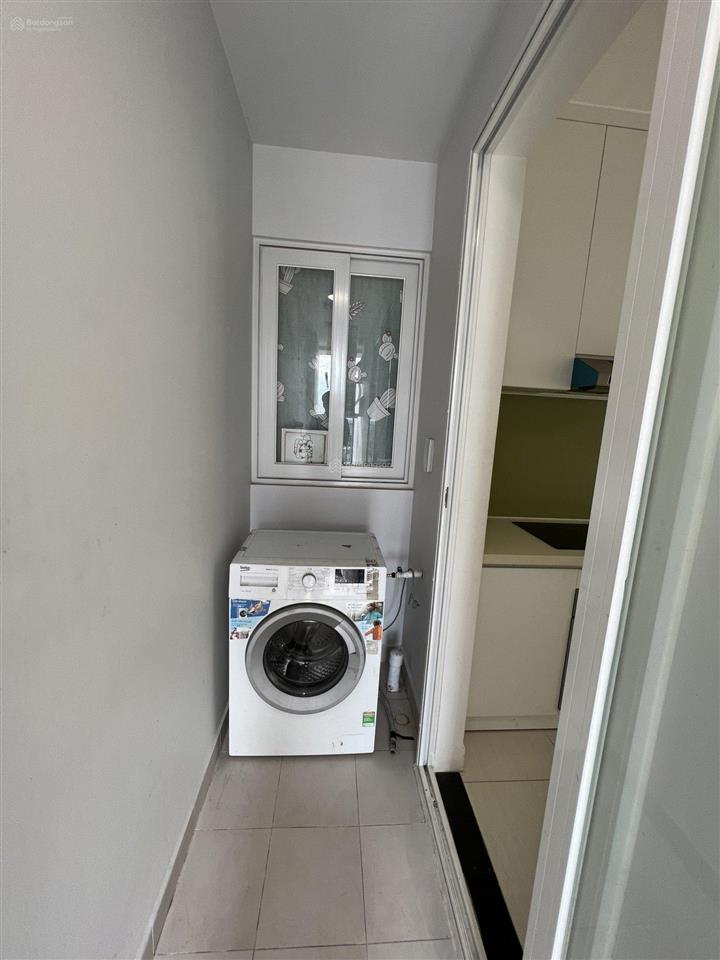 Cho thuê lavita charm 2pn rất rộng rất rẻ 68m2 10tr thuận tiện đi lại ngay metro  0931 866 ***