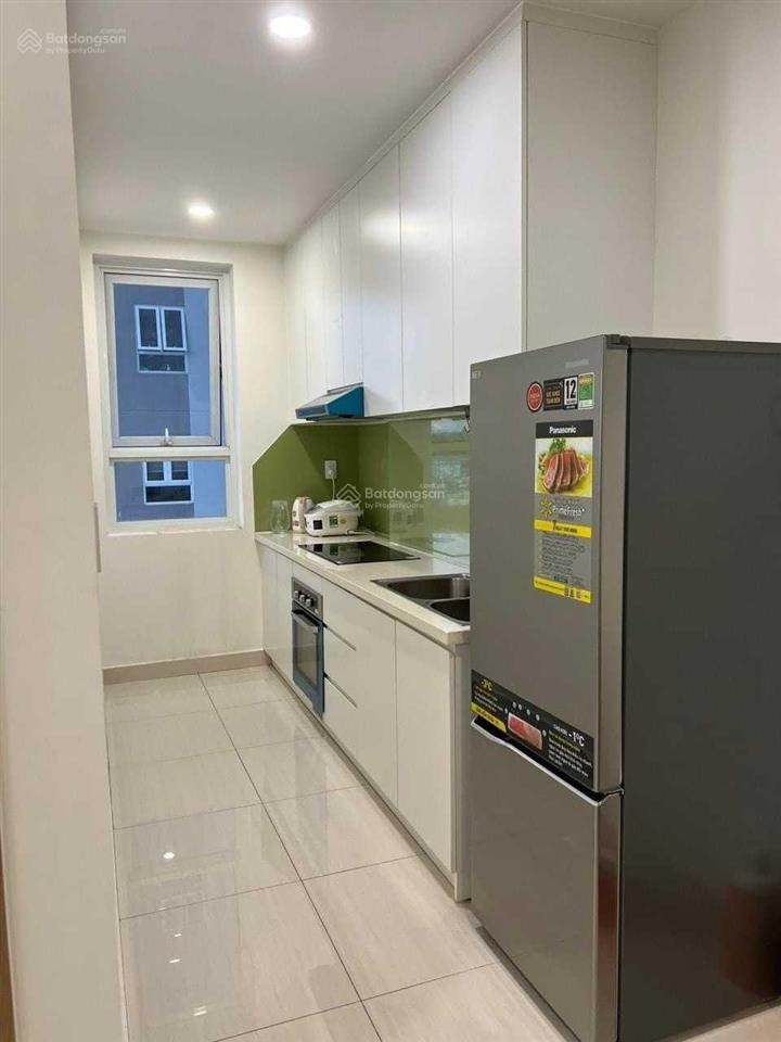 Cho thuê lavita charm 2pn rất rộng rất rẻ 68m2 10tr thuận tiện đi lại ngay metro  0931 866 ***