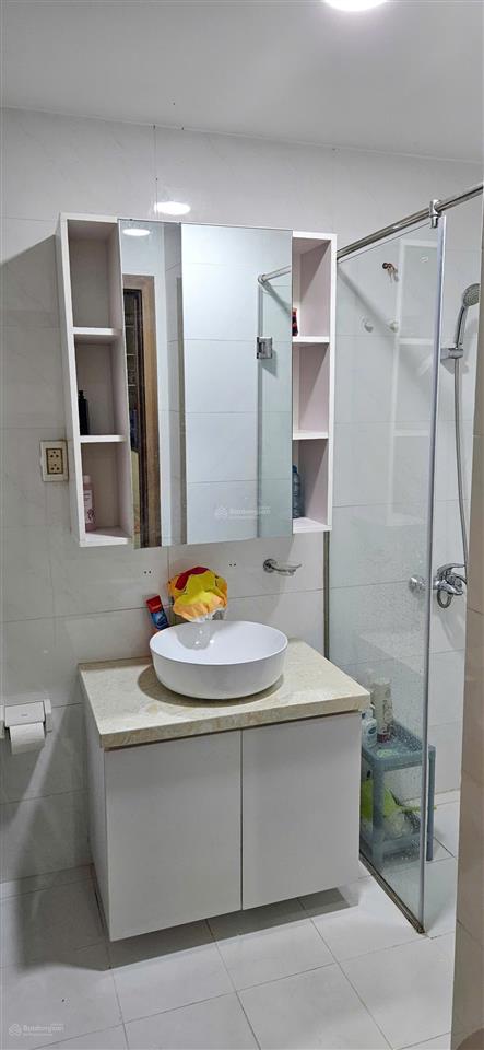 Bán cc centana thủ thiêm, giá chỉ 4,3 tỷ, 75m2, 2pn 2wc có sổ, view landmark.