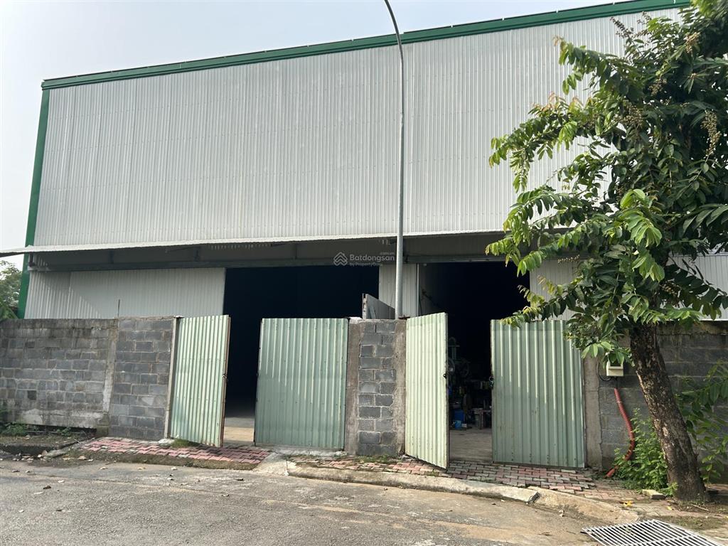 Cho thuê kho, nhà xưởng 400m2 tại đường lâm quang ky, phường thạnh mỹ lợi, q2  giá 150tr