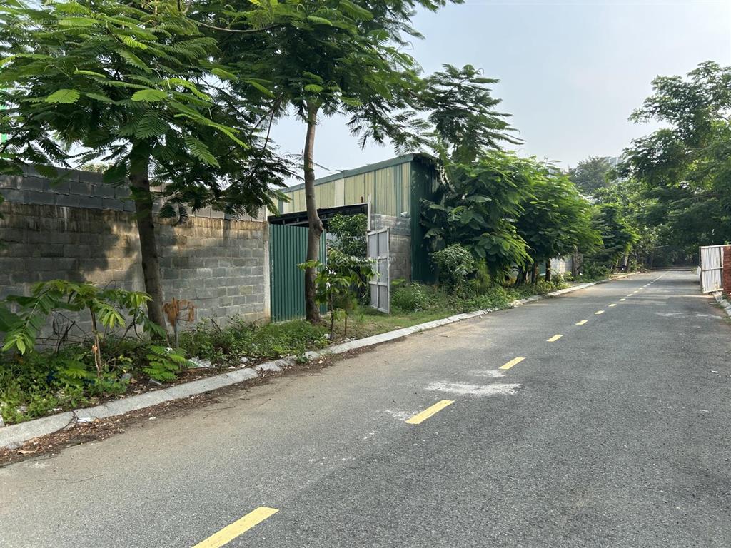 Cho thuê kho, nhà xưởng 400m2 tại đường lâm quang ky, phường thạnh mỹ lợi, q2  giá 150tr