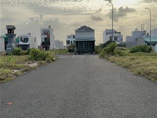 Lô đất mặt tiền đường nhựa 16m, hướng đông nam phường phú đông, tp tuy hoà