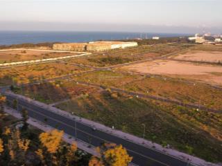 Lô đát mặt tiền đường 25m trần nhân tông, cách bãi tắm 150m, sổ hồng riêng, full thổ cư