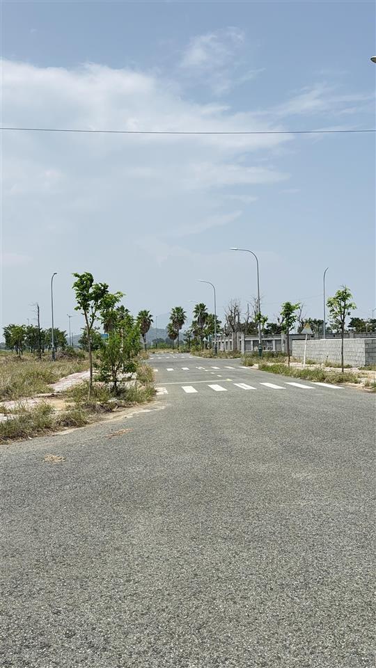 Lô biệt thự khu đô thị mới view sông nam tuy hòa, diện tích 395m2 giá 7,7 tỷ