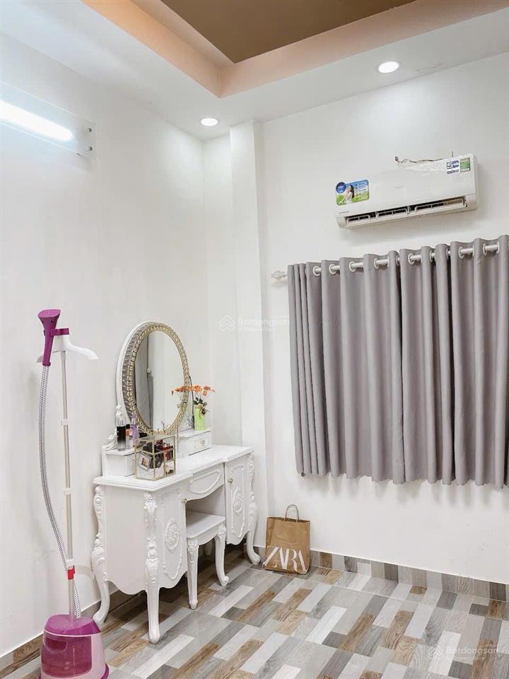 Chính chủ cần bán nhà riêng hxh quận tân phú