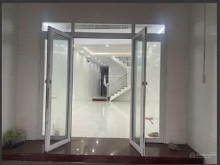 Chủ bán nhà mặt tiền cmt8 bd  100m2 3 tầng  2 mặt thoáng  14.5 tỷ 14,5 tỷ 145 triệu/m2 100m2