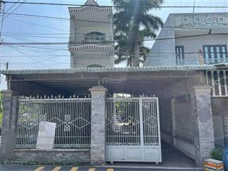 Nhà 2 lầu hẻm 220 huỳnh văn lũy dt 8x41 (tc 167m)
giá siêu rẻ 7.5 tỷ có bớt
đường nhựa 6m, hướng