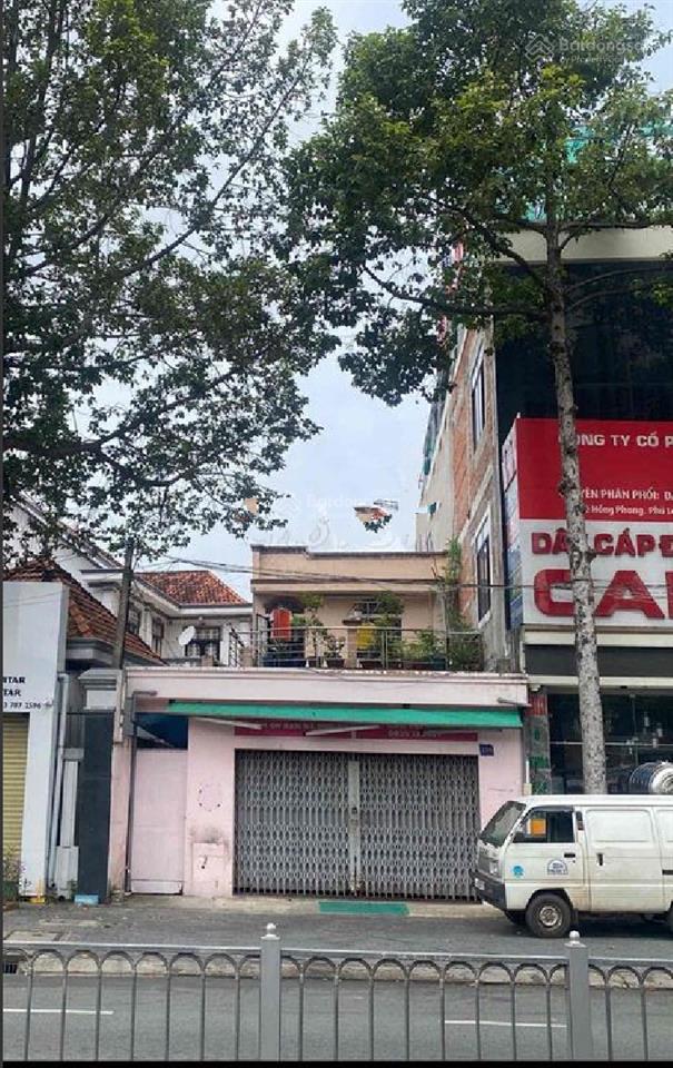 Chỉ 12,9 tỷ dt 184m nhà mặt tiền ngay ngã tư lê hồng phong vàphú lợi 2 pn hướng đông bắc vị trí víp