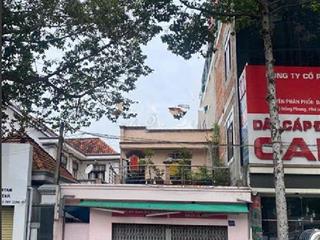 Nhà mặt tiền ngay ngã tư lê hồng phong và phú lợi 2 pn hướng đông bắc nhà mặt phố, mặt tiền 12,9 tỷ